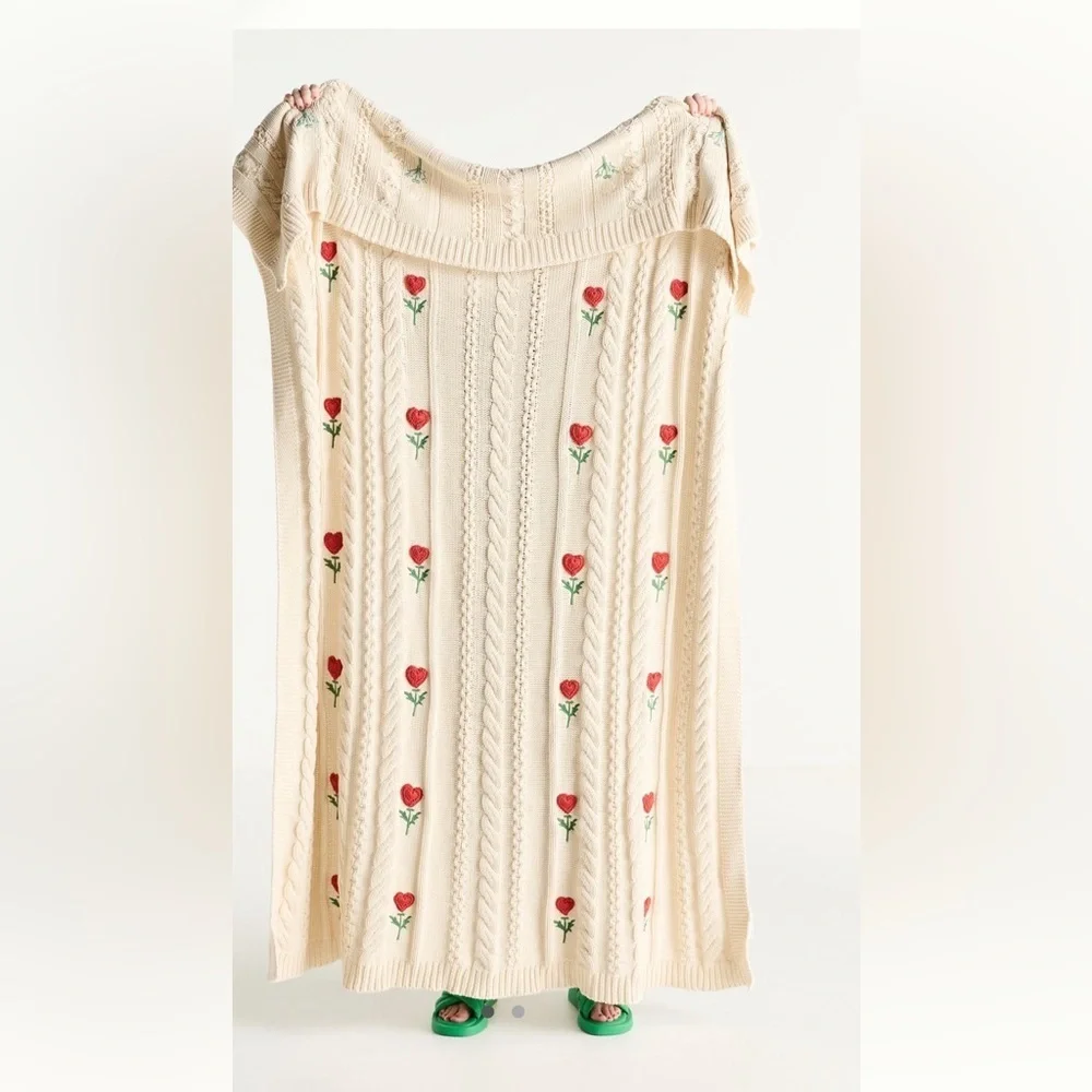 Anthropologie Cable Knit Floral Icon Throw Blanket